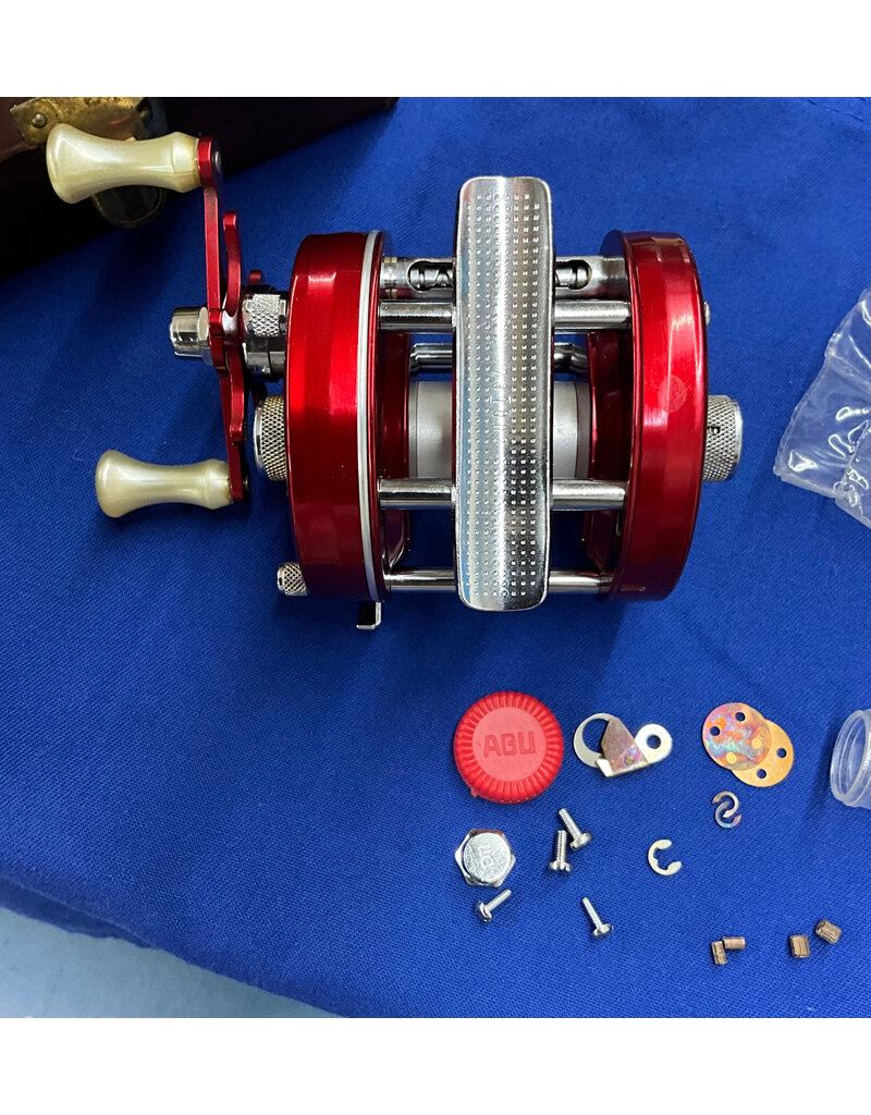 Abu Garcia Abu Garcia Ambassadeur Vintage 5000 in Leather Case FT.# 731002