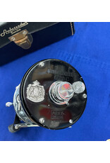 Abu Garcia Abu Garcia Ambassadeur Vintage Black 6000C pre owned in Leather Case Ft.# 097000