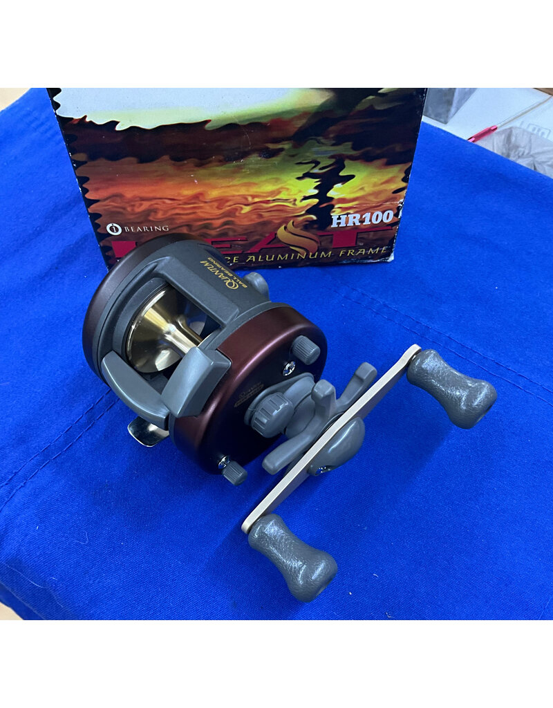 Quantum NEW HR100 - Quantum Heat Round Baitcast 5.2:1 in Box