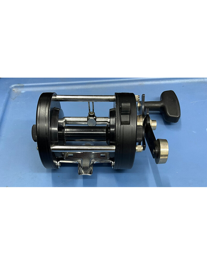 Abu Garcia ABU GARCIA AMBASSADEUR SEVEN FISHING REEL LIKE NEW EXCELLENT CONDITION