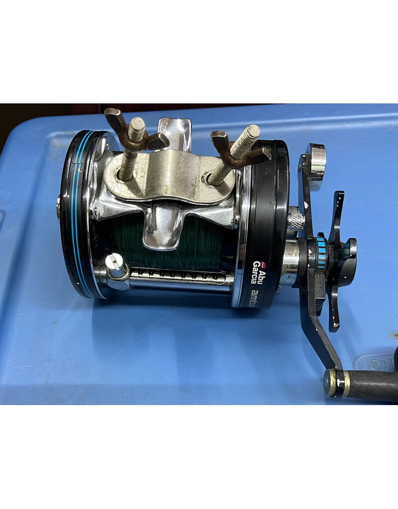 Abu Garcia ABU GARCIA AMBASSADEUR 7000C SYNCRO FISHING REEL LIKE NEW EXCELLENT CONDITION