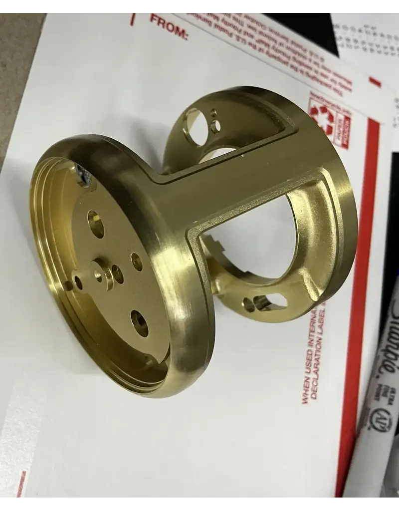 Shimano BNT1914 - Shimano Calcutta 150 FORGED ONE-PEICE FRAME