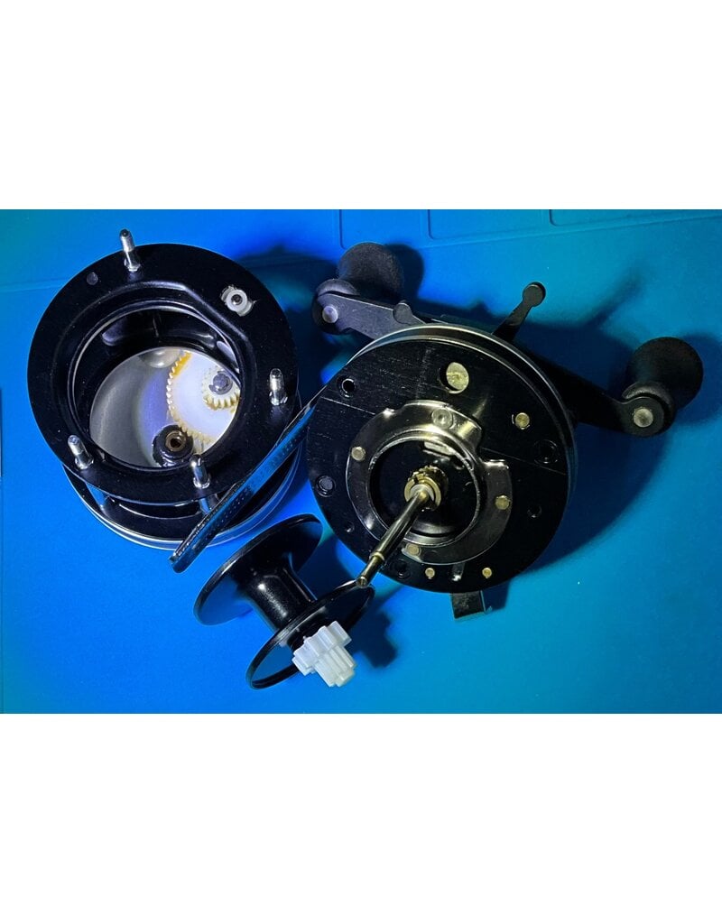 Abu Garcia Abu Garcia Ambassadeur 4500C Pre Owned Fishing Reel Excellent Condition