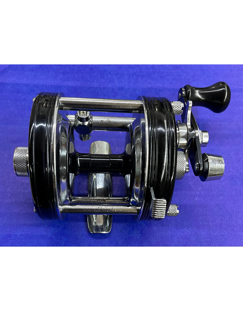 Abu Garcia Abu Garcia Ambassadeur Vintage Black 5000C fishing reel FT# 850200