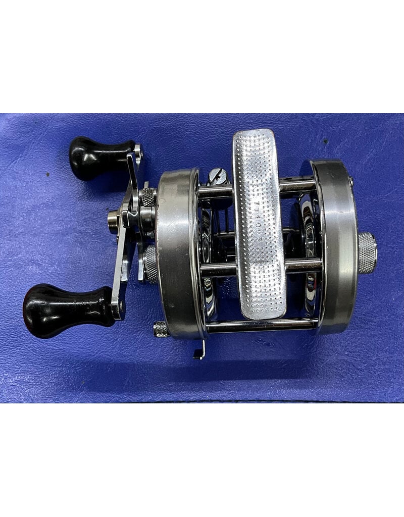 Abu Garcia Vintage Abu Garcia Ambassadeur 5500C  Silver - FT# 771003 REFURBISHED