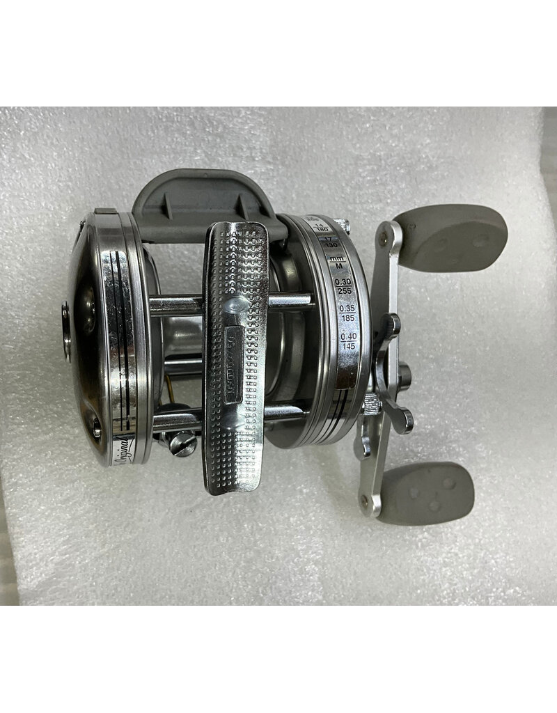 Abu Garcia Abu Garcia Ambassadeur 5600C4 completely Cleaned and oiled ready to fish