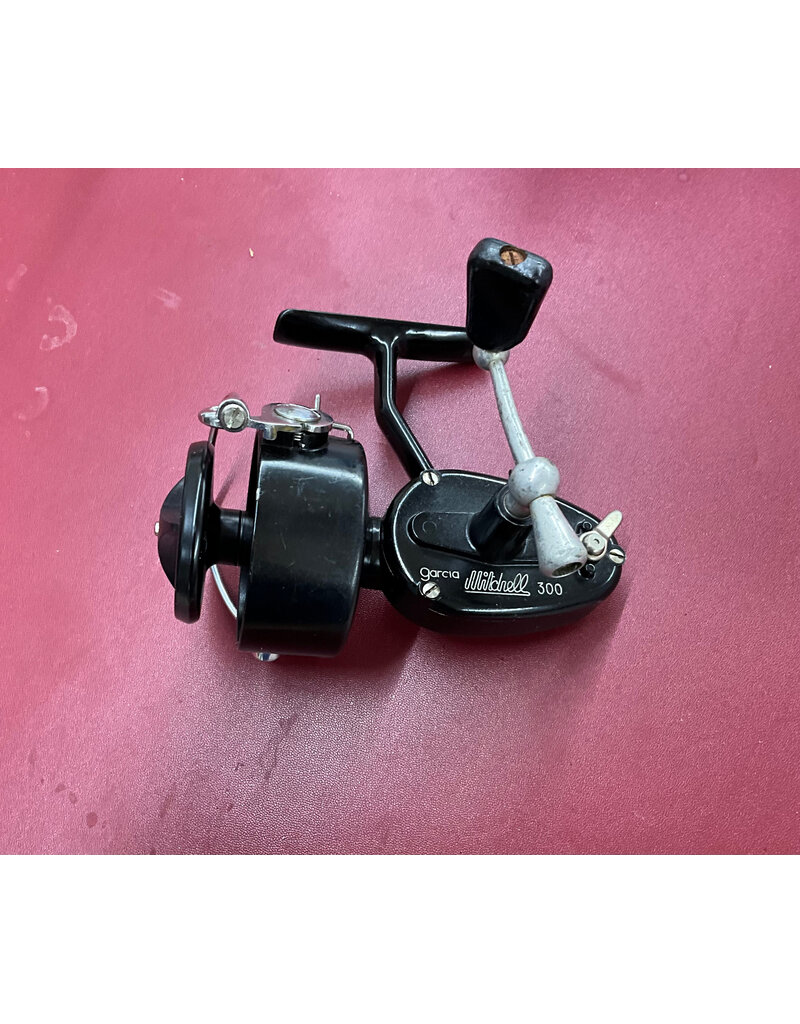 Garcia Mitchell Vintage Garcia Mitchell 300 spinning reel