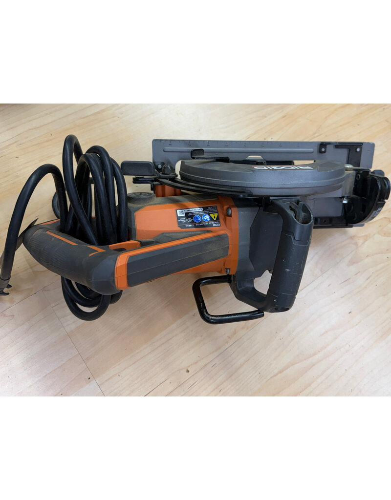 RIDGID RIDGID R32104 - 7-1/4 inch 15 Amp Worm Drive Circular Saw