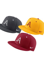 Nike Razorback Aero True Nike Baseball Team Fitted Cap