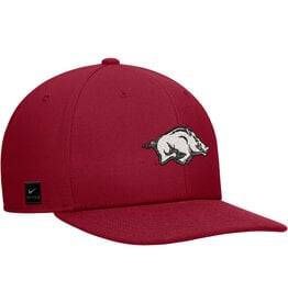 Nike 2024 Razorback Team Issue Nike Pro Flat Bill Cap