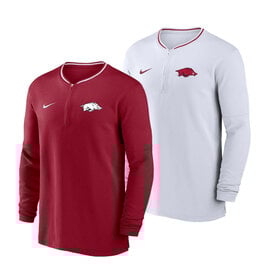 Razorback NIKE DRI-FIT Coaches Sideline Lightweight Half Zip Crew