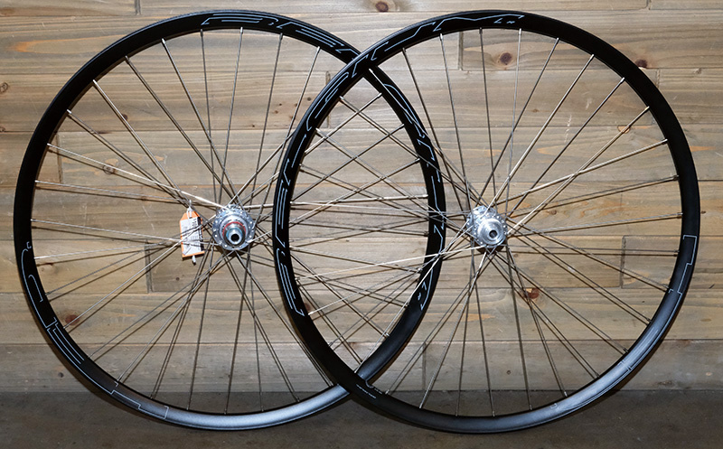 Schwab Cycles Handbuilt Wheelset White Industries Disc/HED Belgium R/DT Spokes
