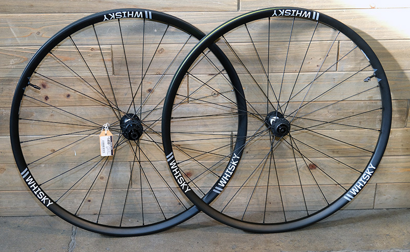 Schwab Cycles Handbuilt Wheelset DT Swiss 350 Boost/Disc/29er/Whisky No9 30W/14/15/Black