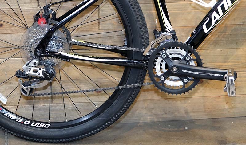 Cannondale Preowned F5 MTB Bicycle Medium Black/White