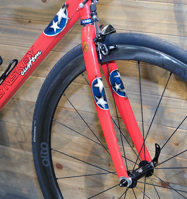 Lynskey Preowned Level 3R Custom Bicycle/Sram Red 2x11spd