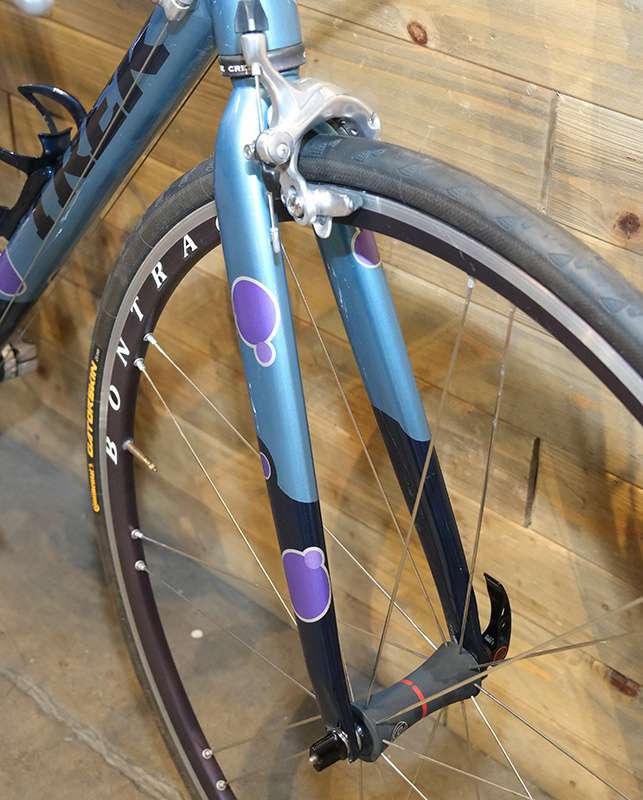 Trek Preowned OCLV Road Bicycle 54cm Blue Custom Paint