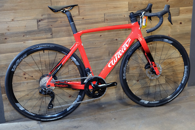 Wilier Cento 10SL Medium, Red Shimanp 105 Di2 12 speed Bicycle