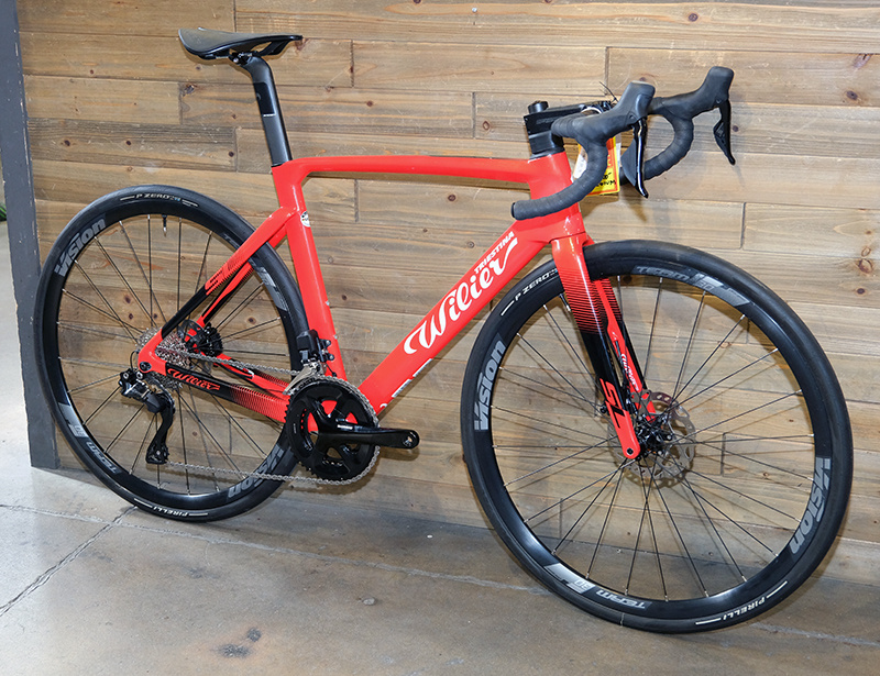 Wilier Cento 10SL Medium, Red Shimanp 105 Di2 12 speed Bicycle