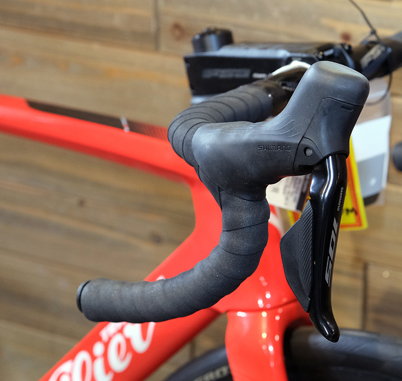 Wilier Cento 10SL Medium, Red Shimanp 105 Di2 12 speed Bicycle
