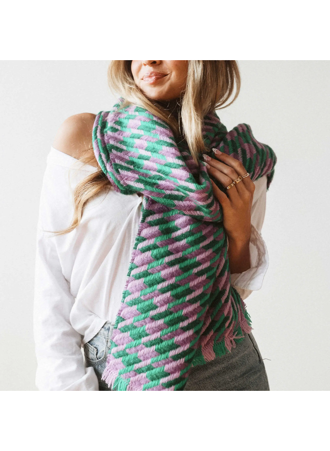 Cold Morning Houndstooth Scarf