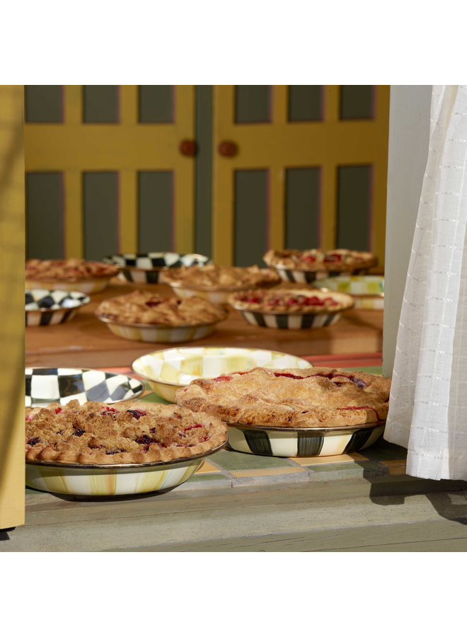 Courtly Check Pie Plate