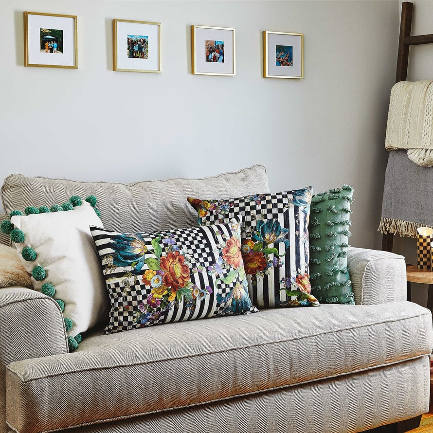 Pillows, Throws, and Cushions