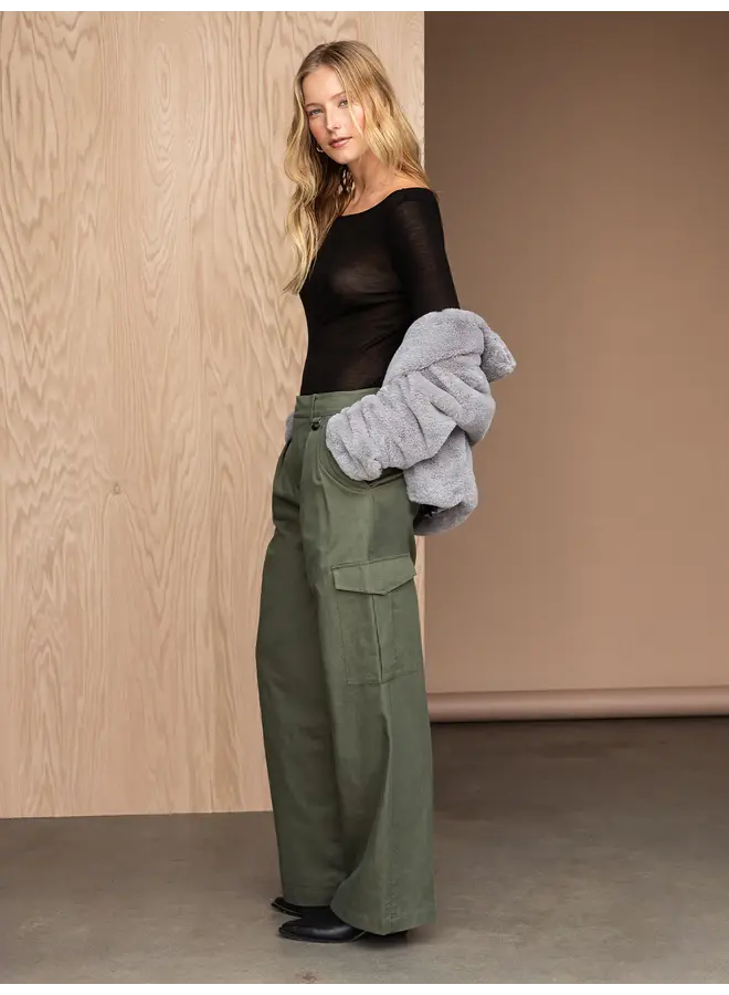Frankie Cargo Dark Olive