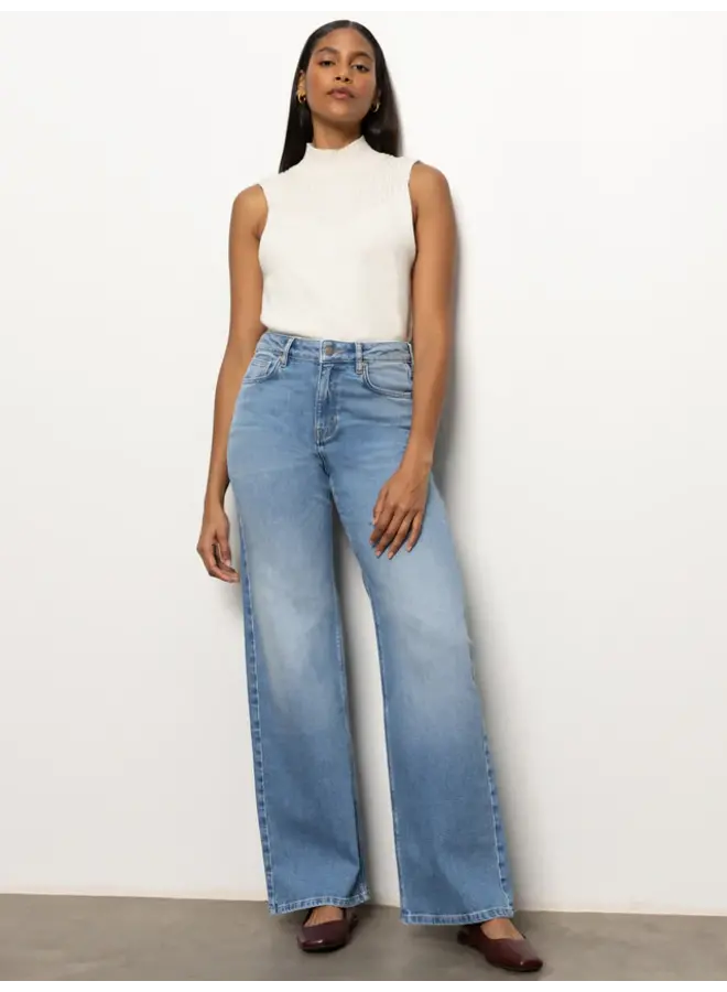 Rib Detail Mock Tank Light Oat