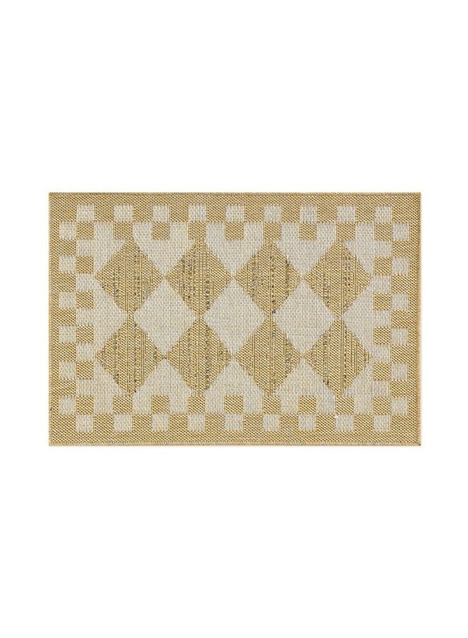 White Diamond 2' x 3' Indoor/Outdoor Rug