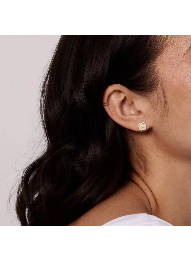 Icon Studs Gold