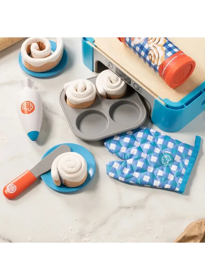 Pretendables Cinnamon Roll Set