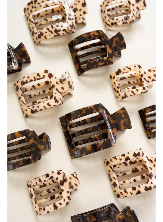 Blonde Tortoise Medium Flat Square Clip