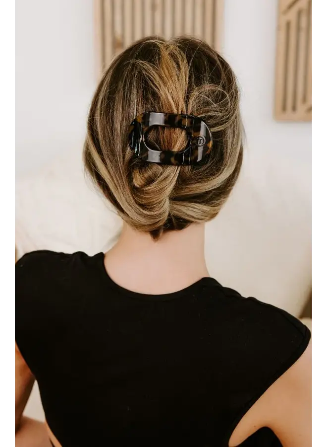 Tortoise Small Flat Round Hair Clip