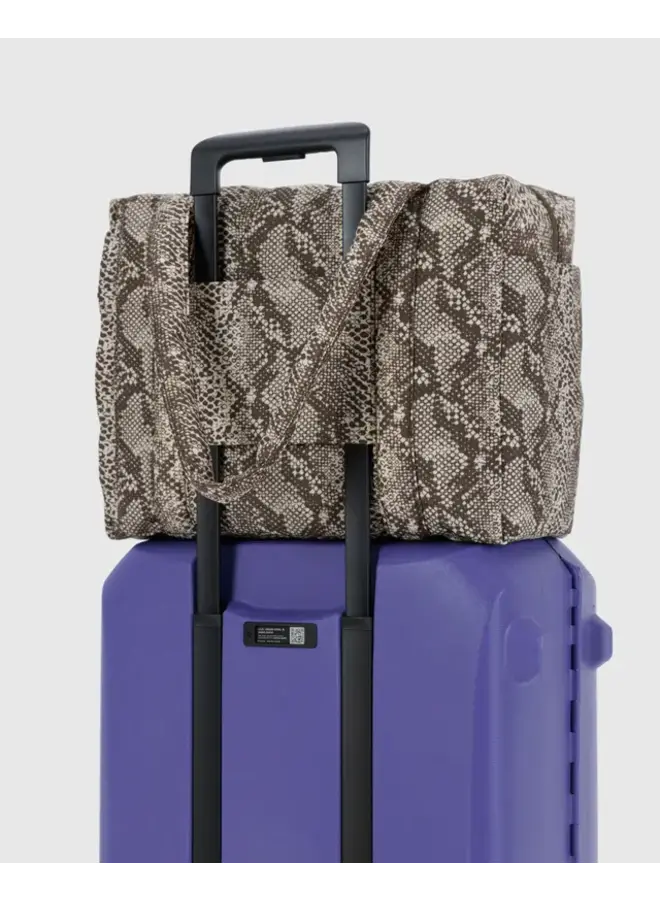 Small Cloud Carry-On -