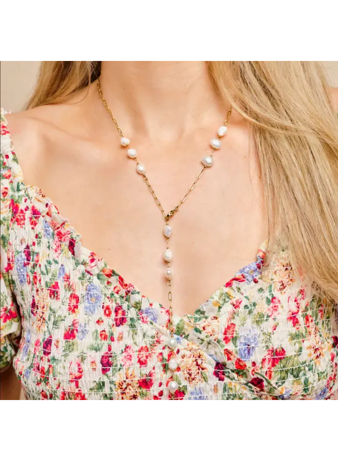 Lucia Pearl Lariat
