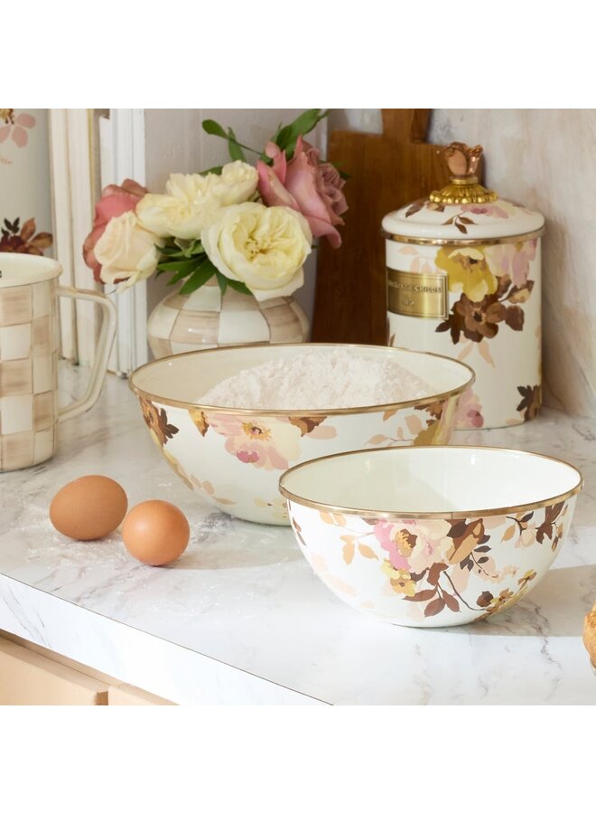 Wild Rose White Medium Everyday Bowl