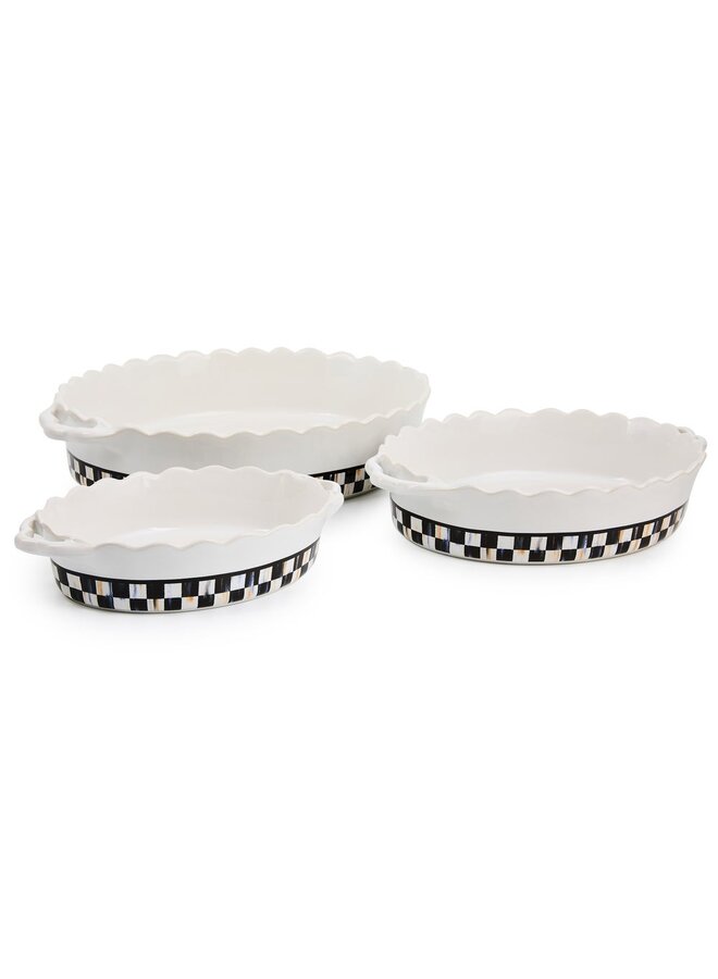 Courtly Check Everyday Small Oval Baker