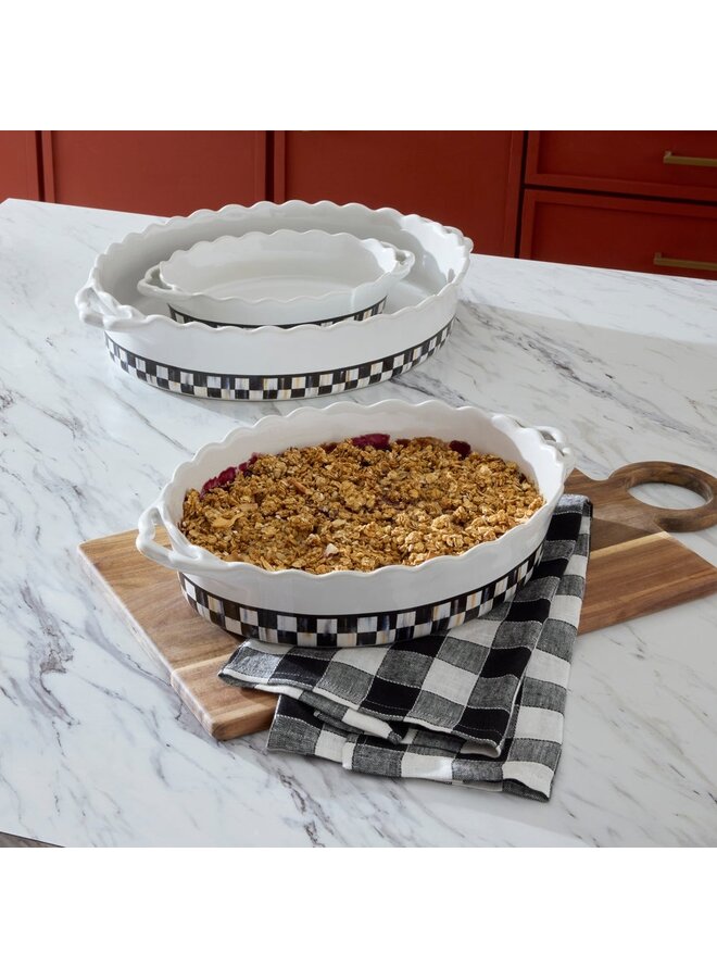Courtly Check Everyday Medium Oval Baker