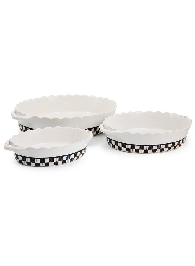 Courtly Check Everyday Medium Oval Baker