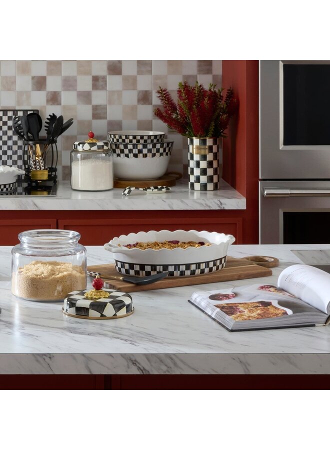 Courtly Check Everyday Medium Oval Baker