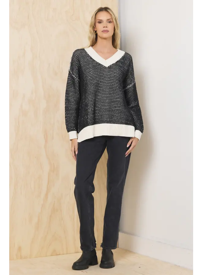 Honeycomb Knit V-Neck Sweater - Ivory/Black -