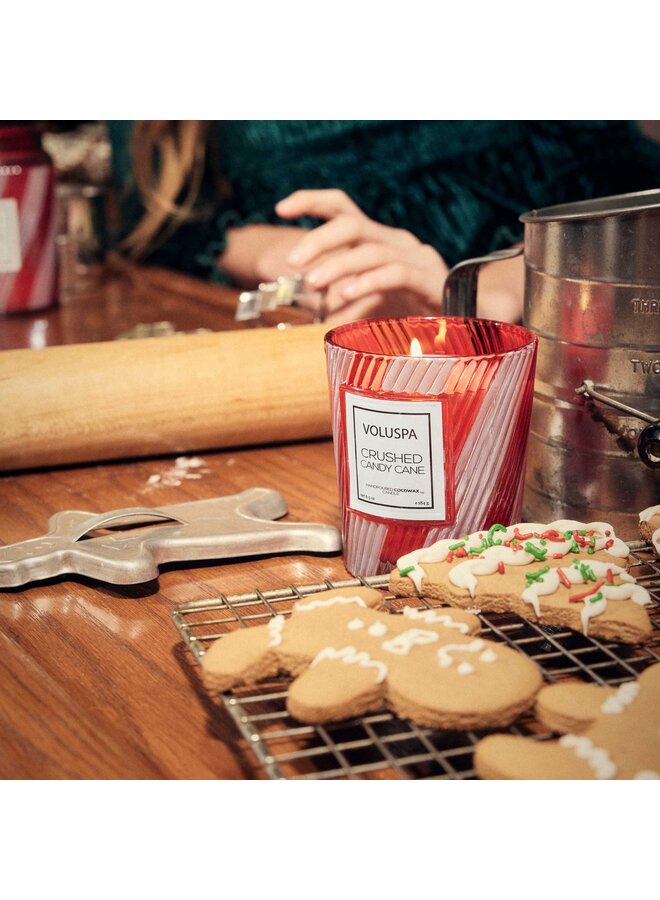Crushed Candy Cane 6.5oz Classic Candle