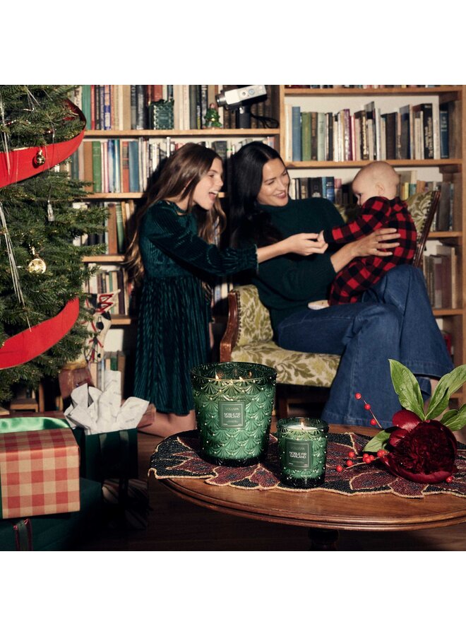 Noble Fir Garland 6.5oz Classic Candle