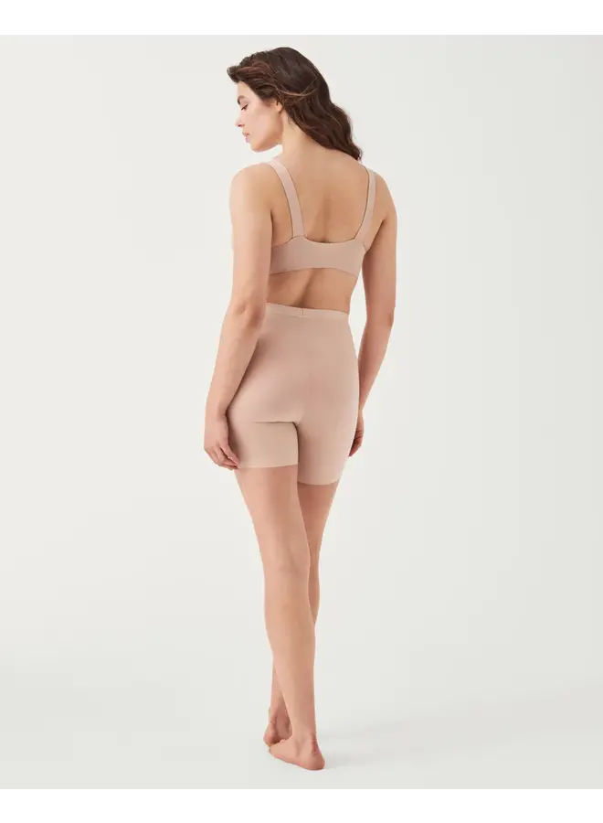 Spanx Invisible Girlshort -