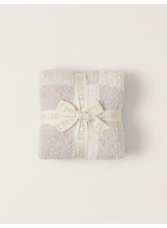 Cozychic Scalloepd Checked Stroller Blanket