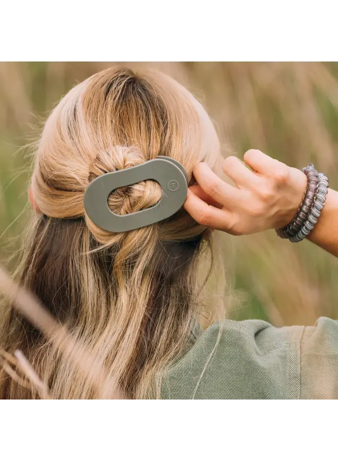 Flat Round Hair Clip - Medium -