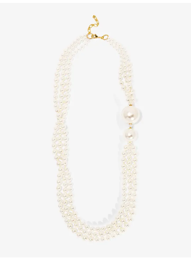 Long Necklace with Oversized Pearls