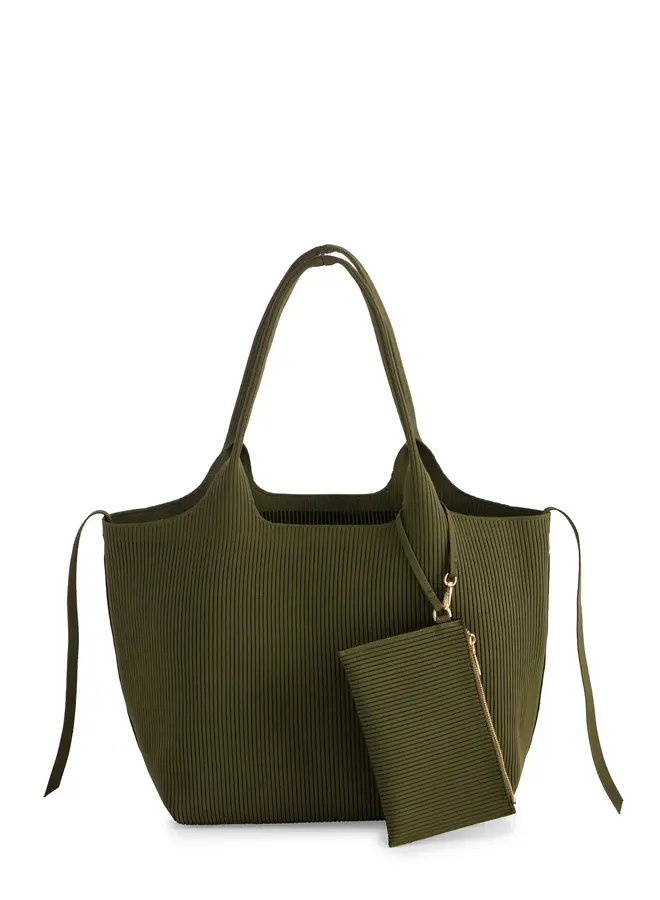 Robbie Tote -