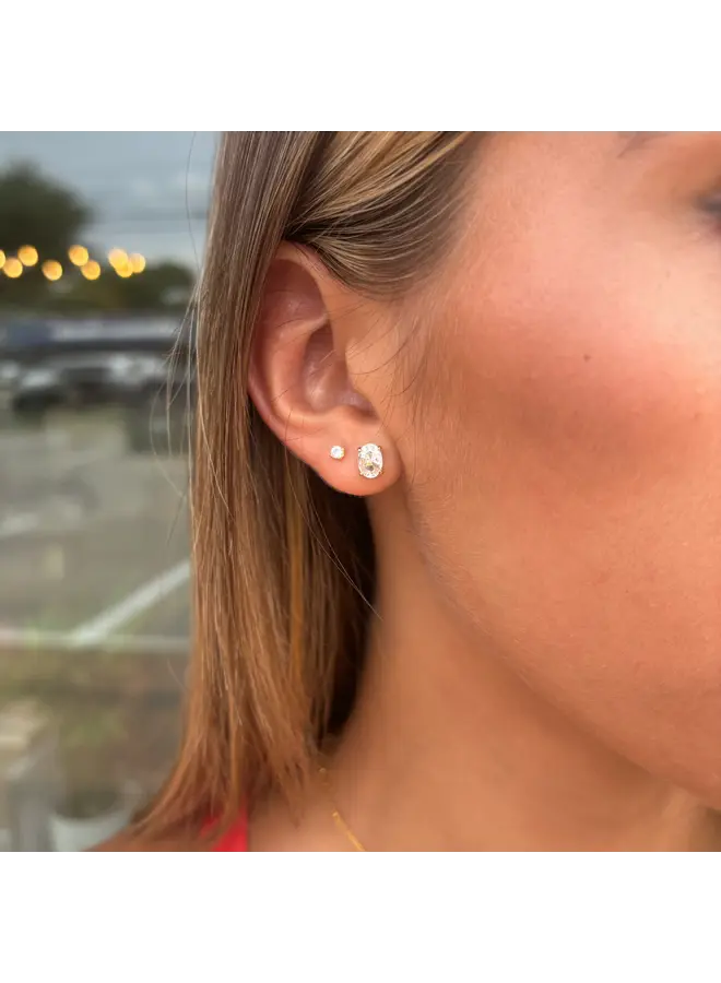 Emily Studs - Cushion Cut