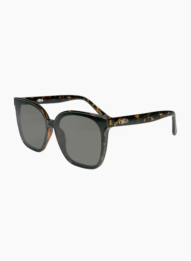Betty Sunglasses - Tort/Smoke